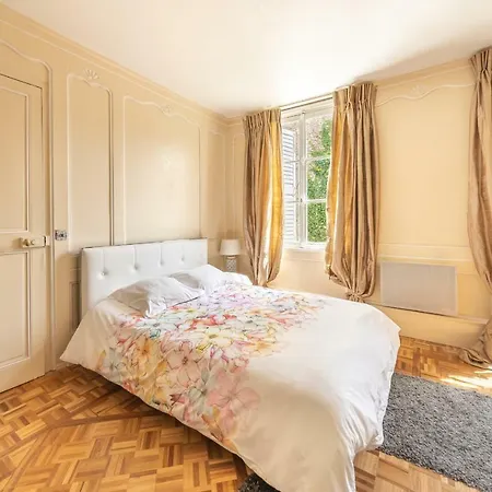 Maison Bourgeoise 250m Face à La Baie *
